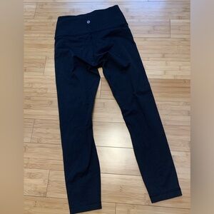 Lululemon black tights in size 6